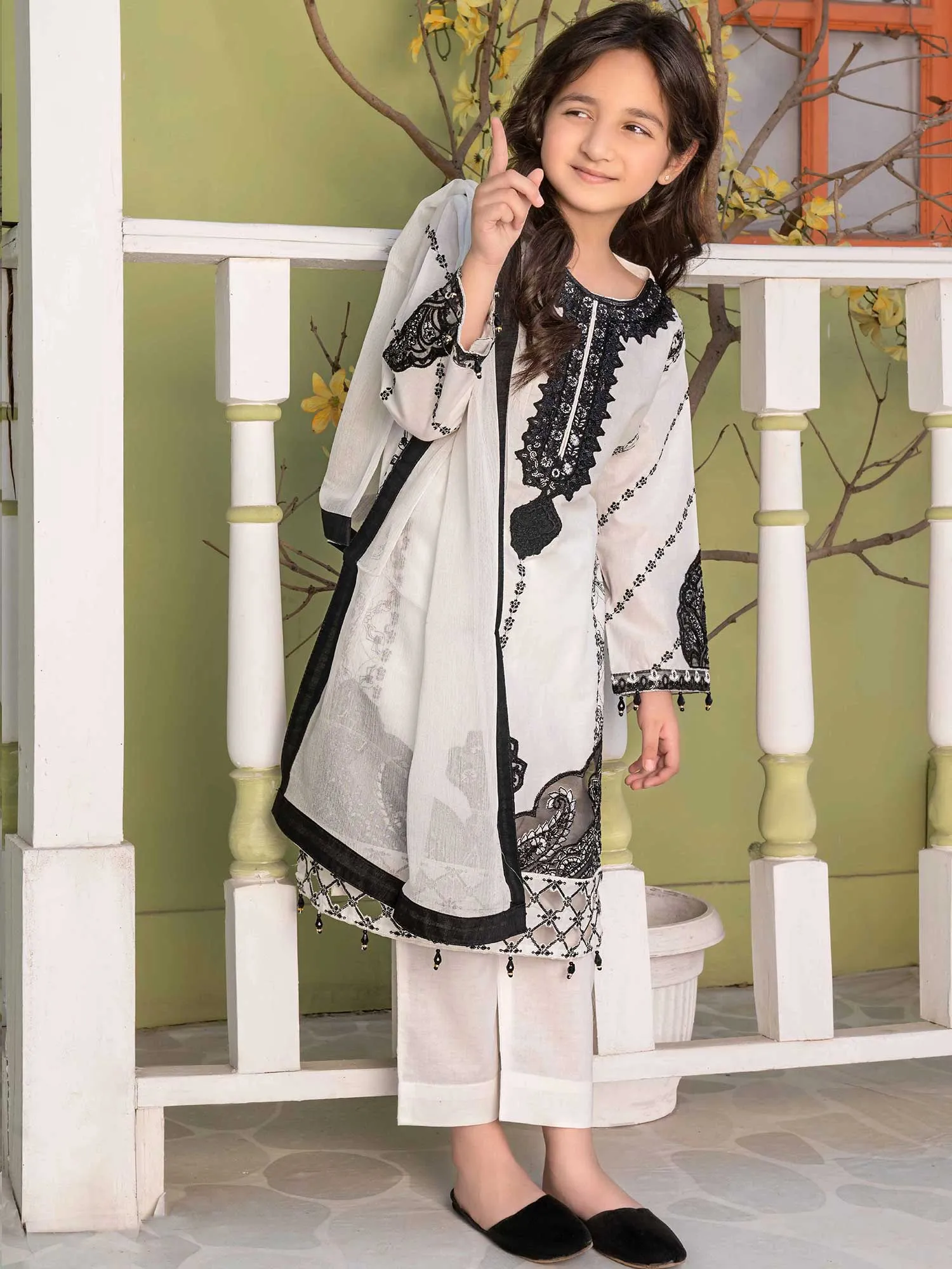 Ally's Kids Luxury 3-Piece Black & White Suit (AL-632)