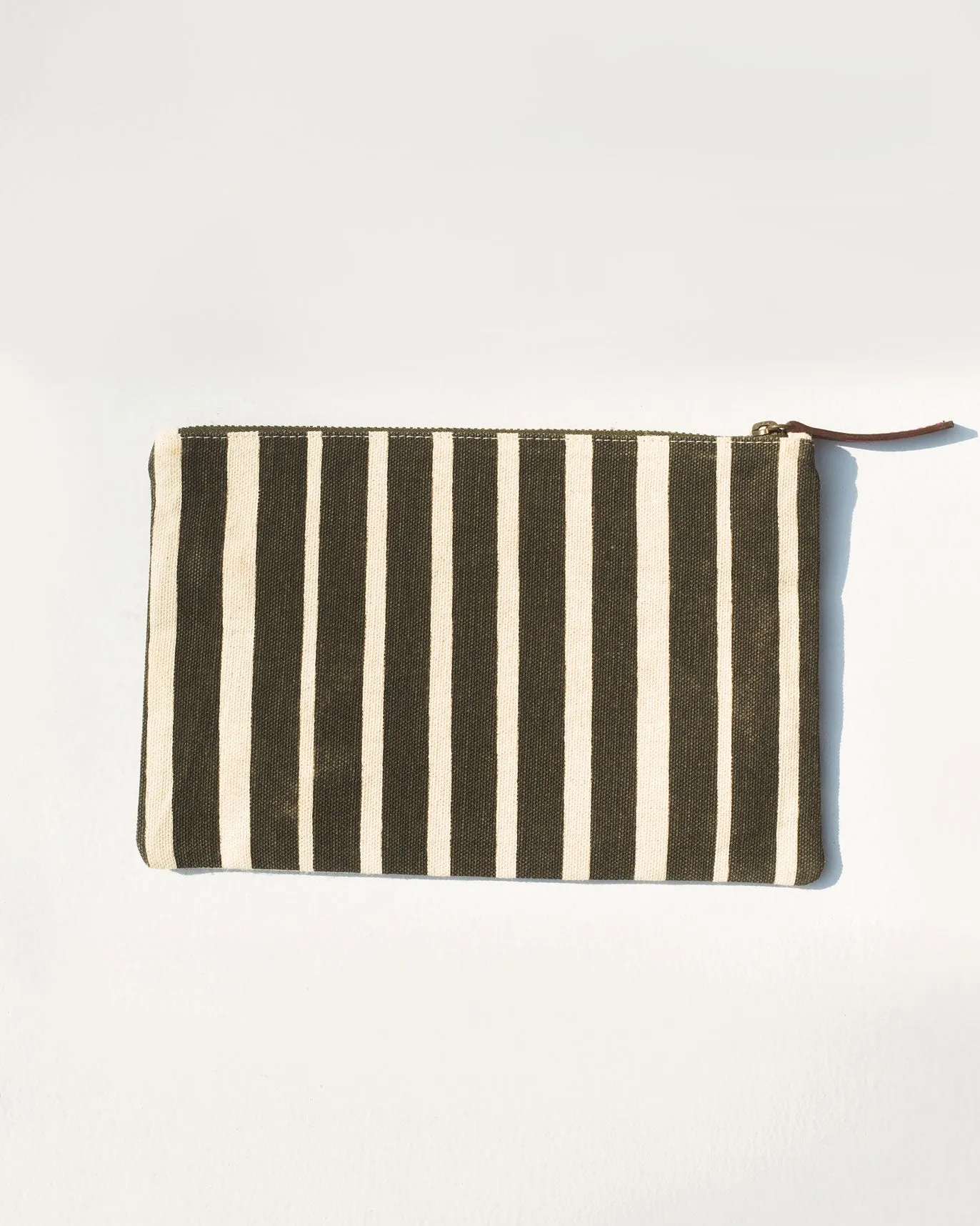 Alphabet B Pouch