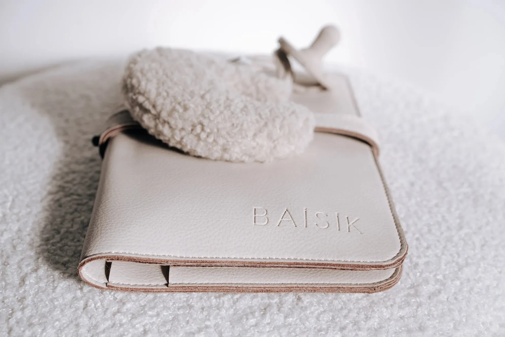 Baisik Nappy Wallet - Natural