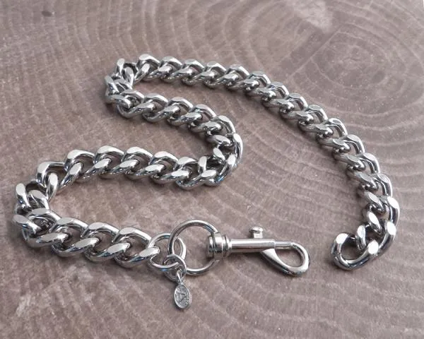 Cut Leash Chain Necklace