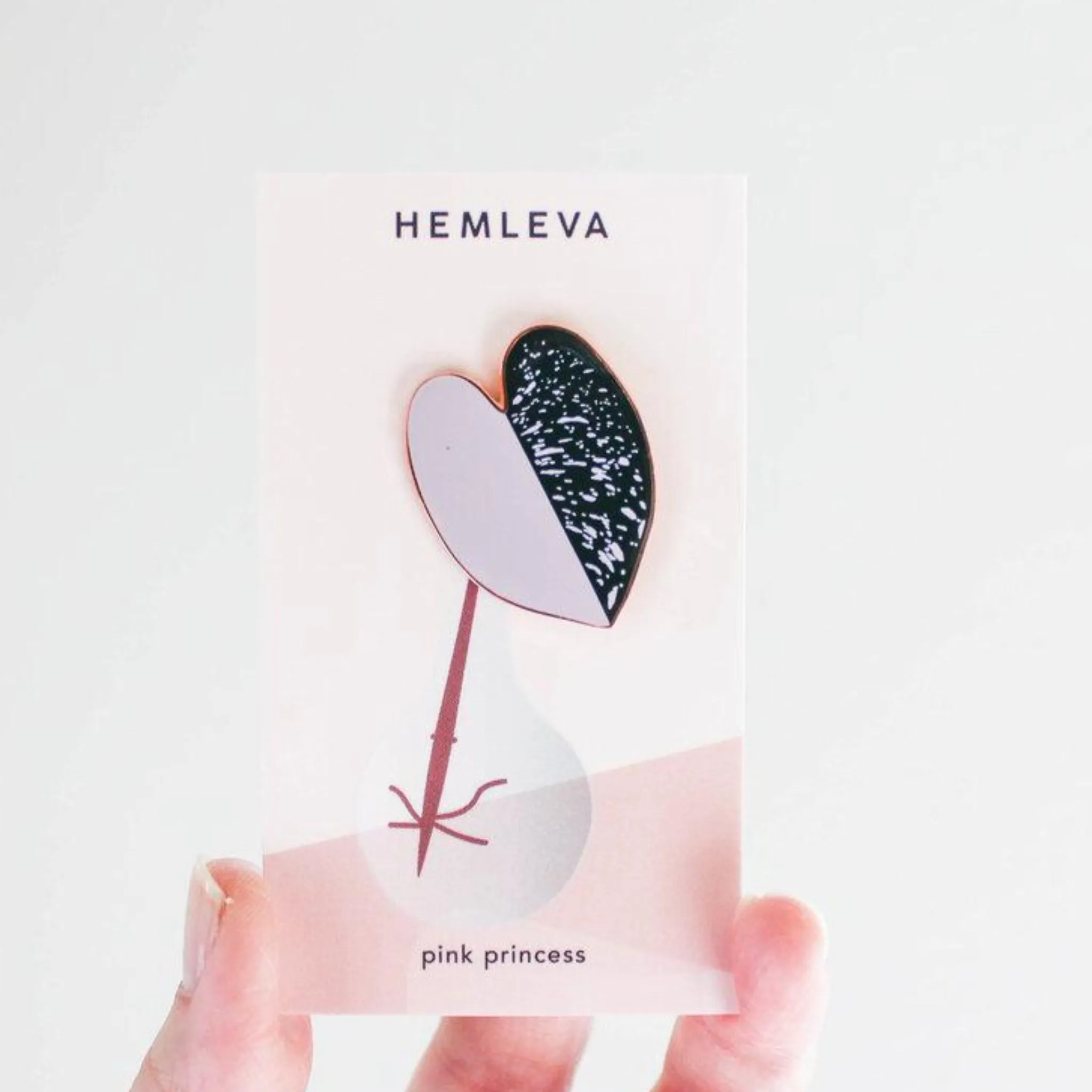 Hemleva - Enamel Pin Various*