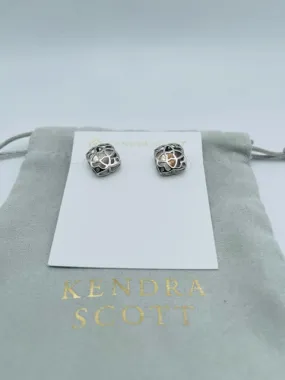 Kendra Scott Silver Stud W/ BAG! Jewelry Earrings