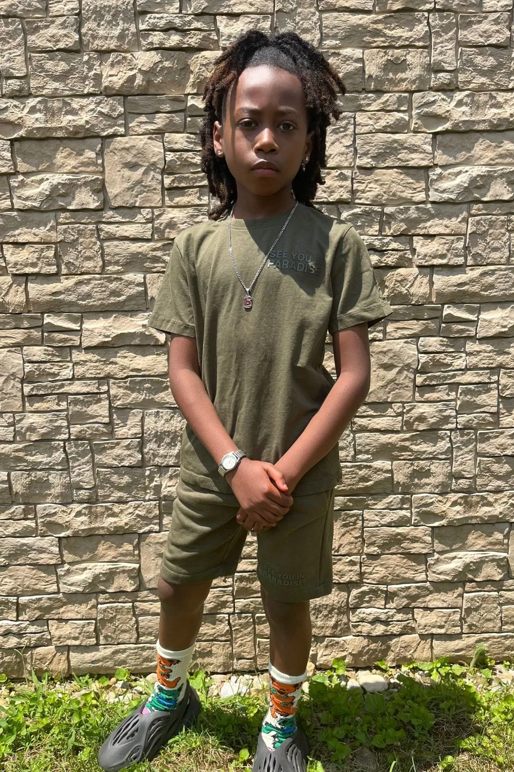 Kids Paradise Tonal T-Shirt (Olive)