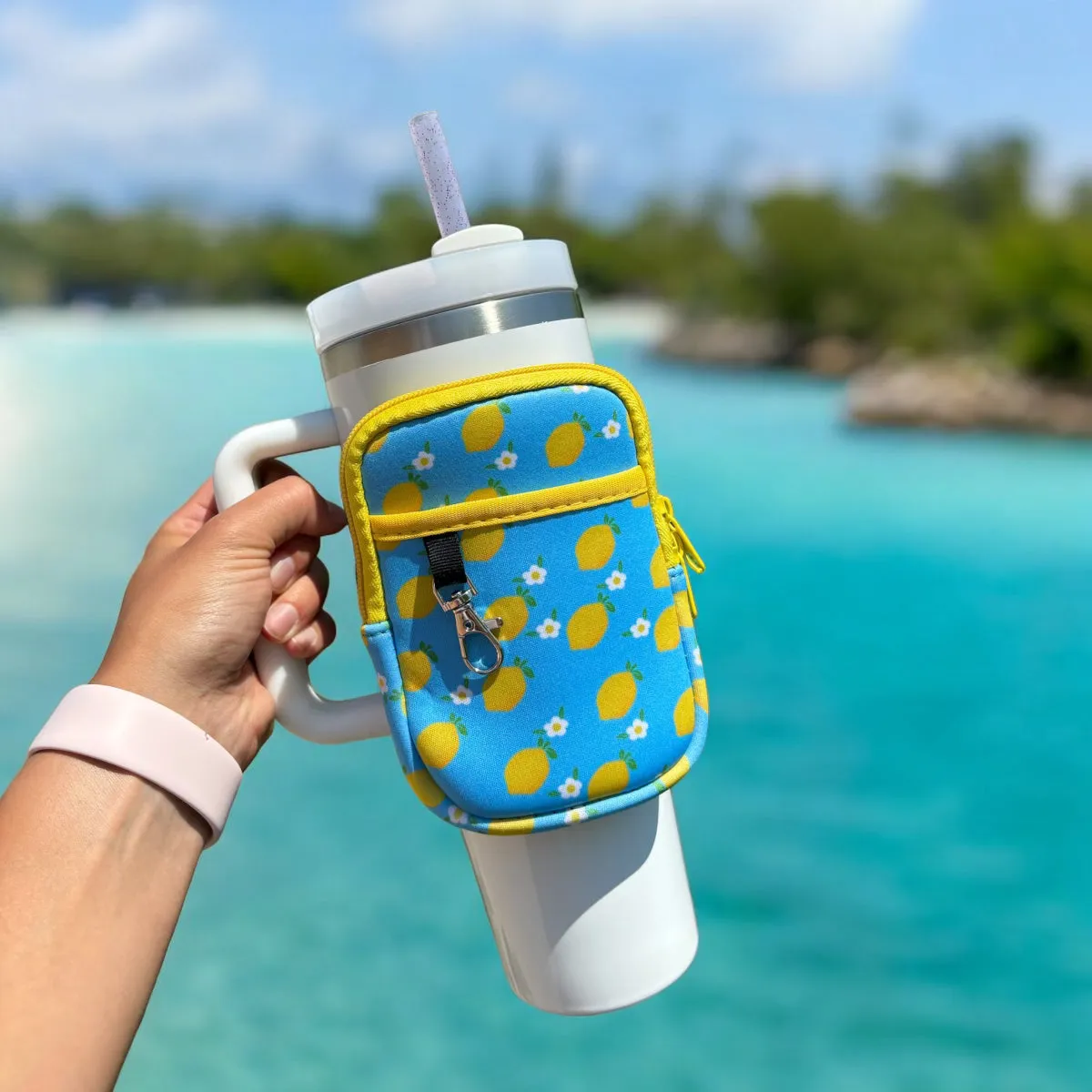 Lemon Print Bottle Pouch