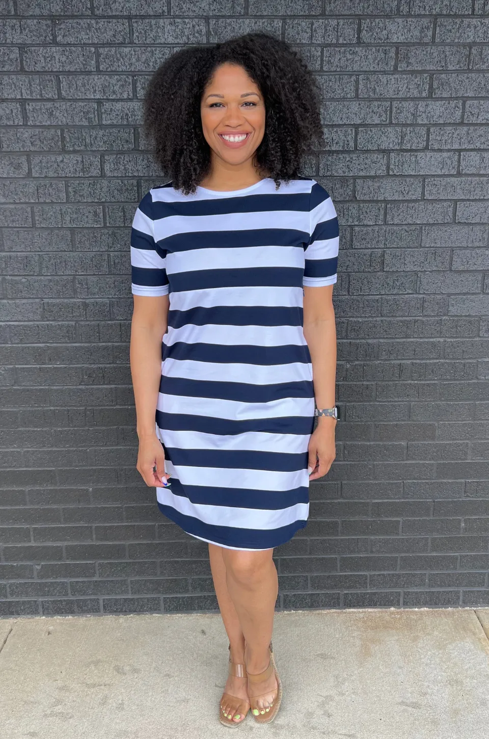 Nursing Dress With Pockets- Hidden Zipper - WIDE Stripe - Navy/White