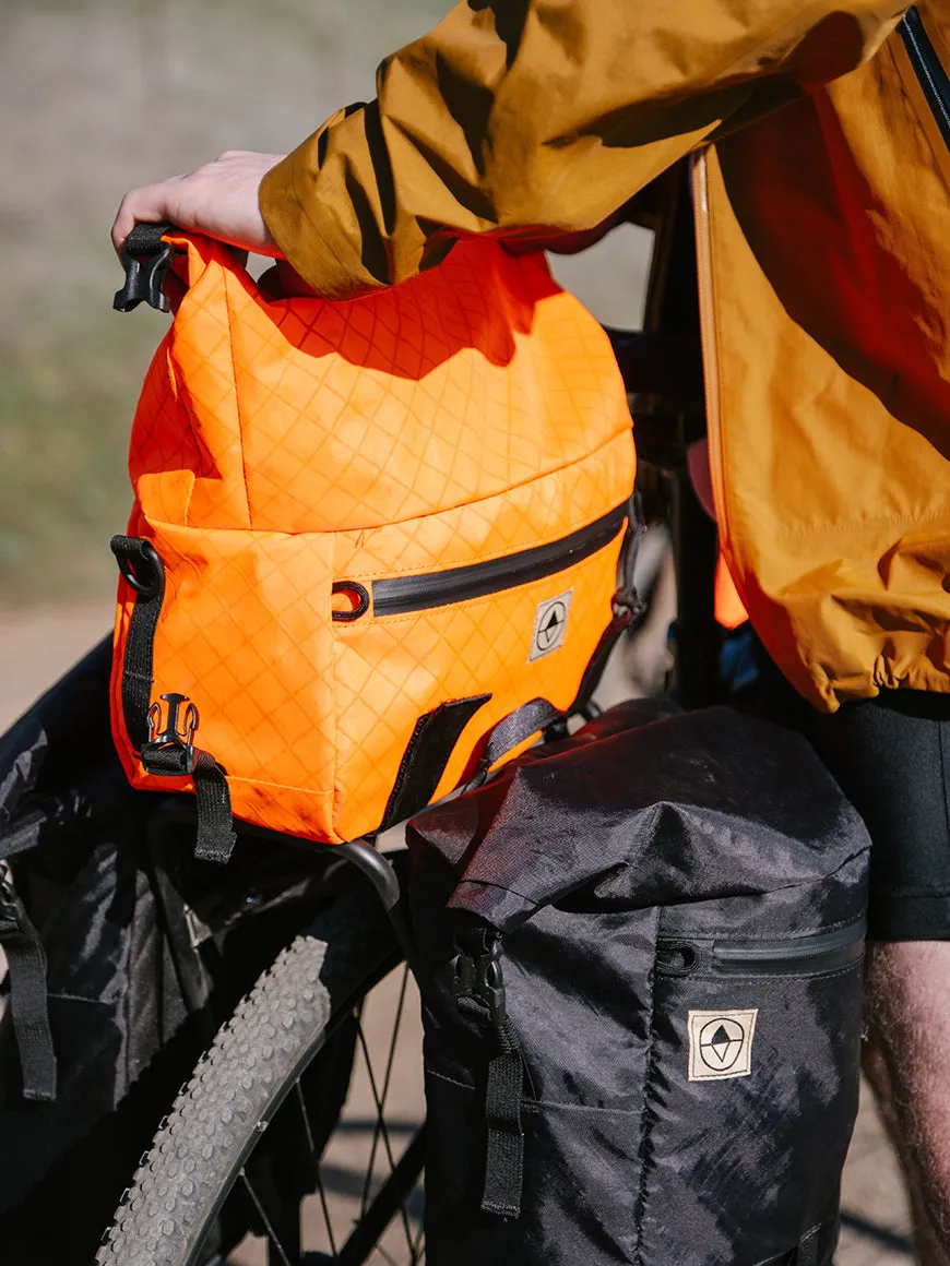 Roll-Top Trunk Bag