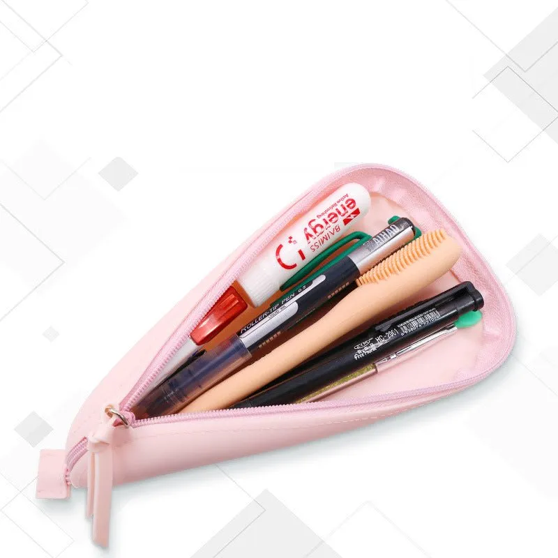 Sassy Silicone Makeup Brush Pouch