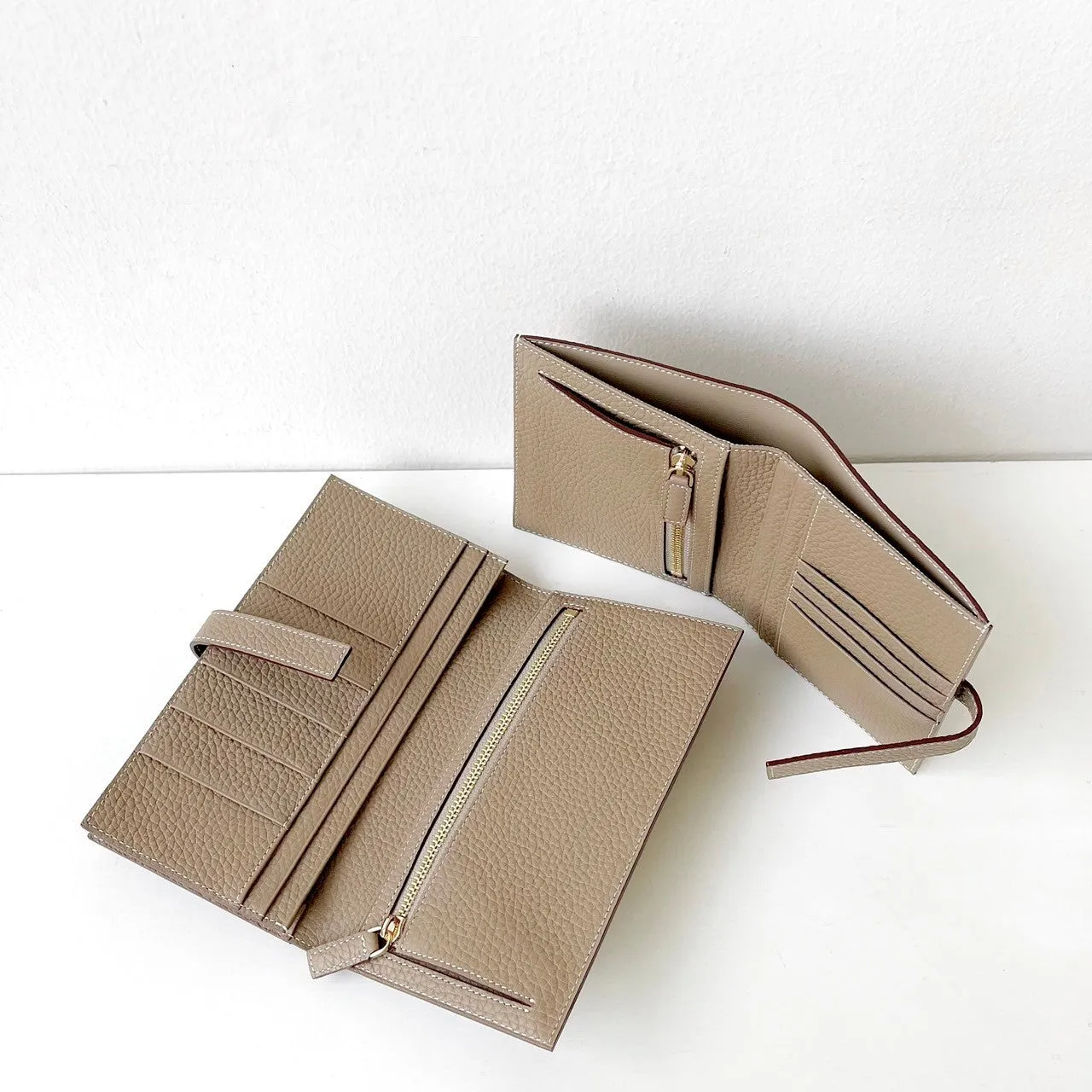 TIMELESS WALLET TOGO SHORT GOLD