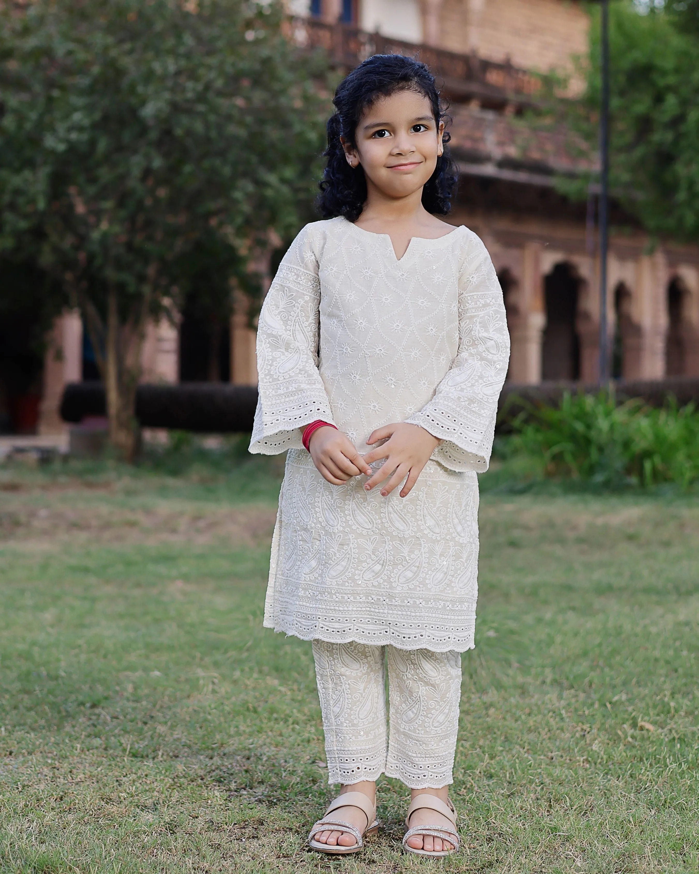 Umiko Embroidered Cotton Kurta Set